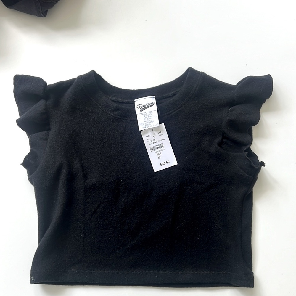 Black top NWT